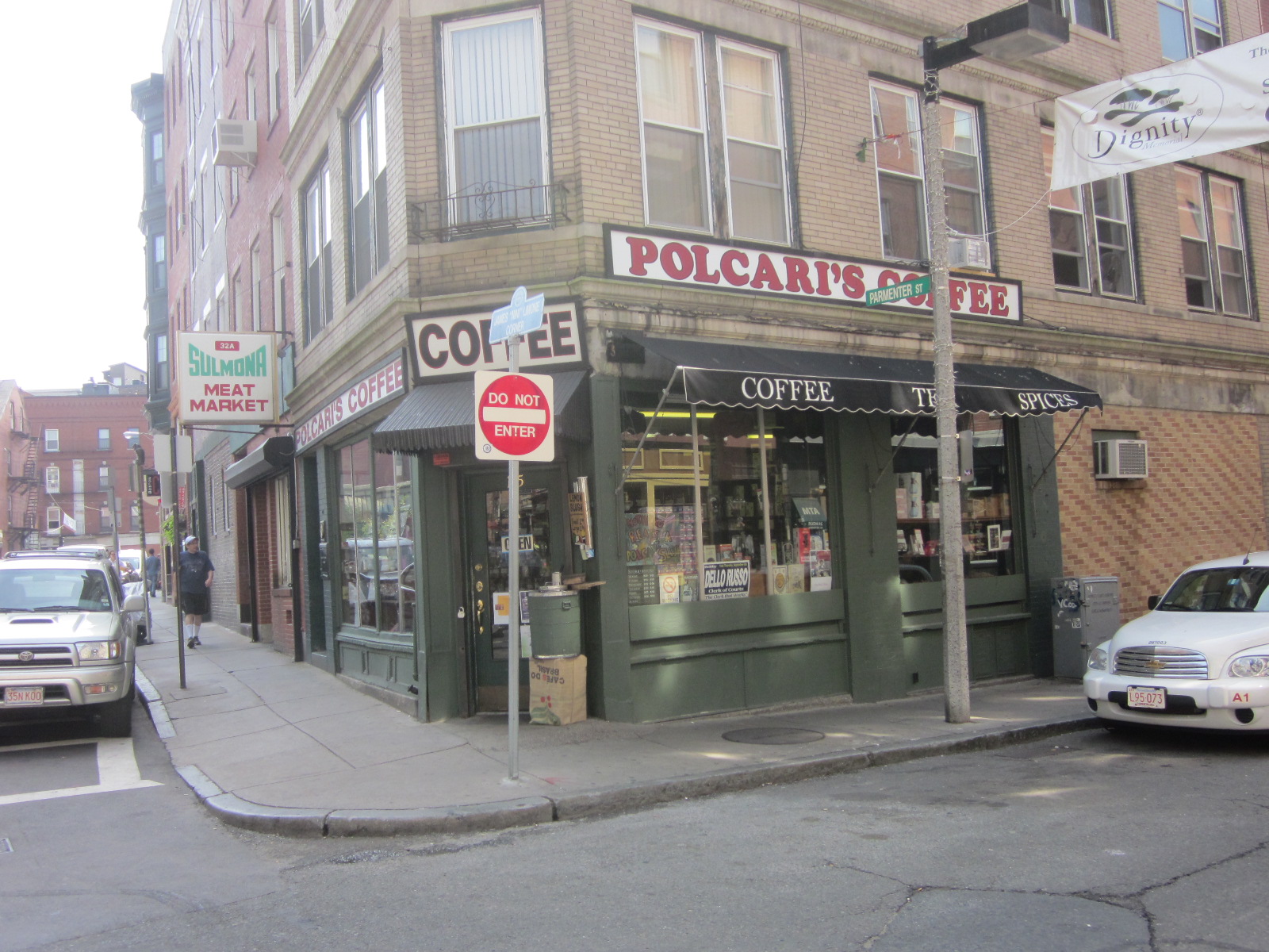Polcari's on Salem Street