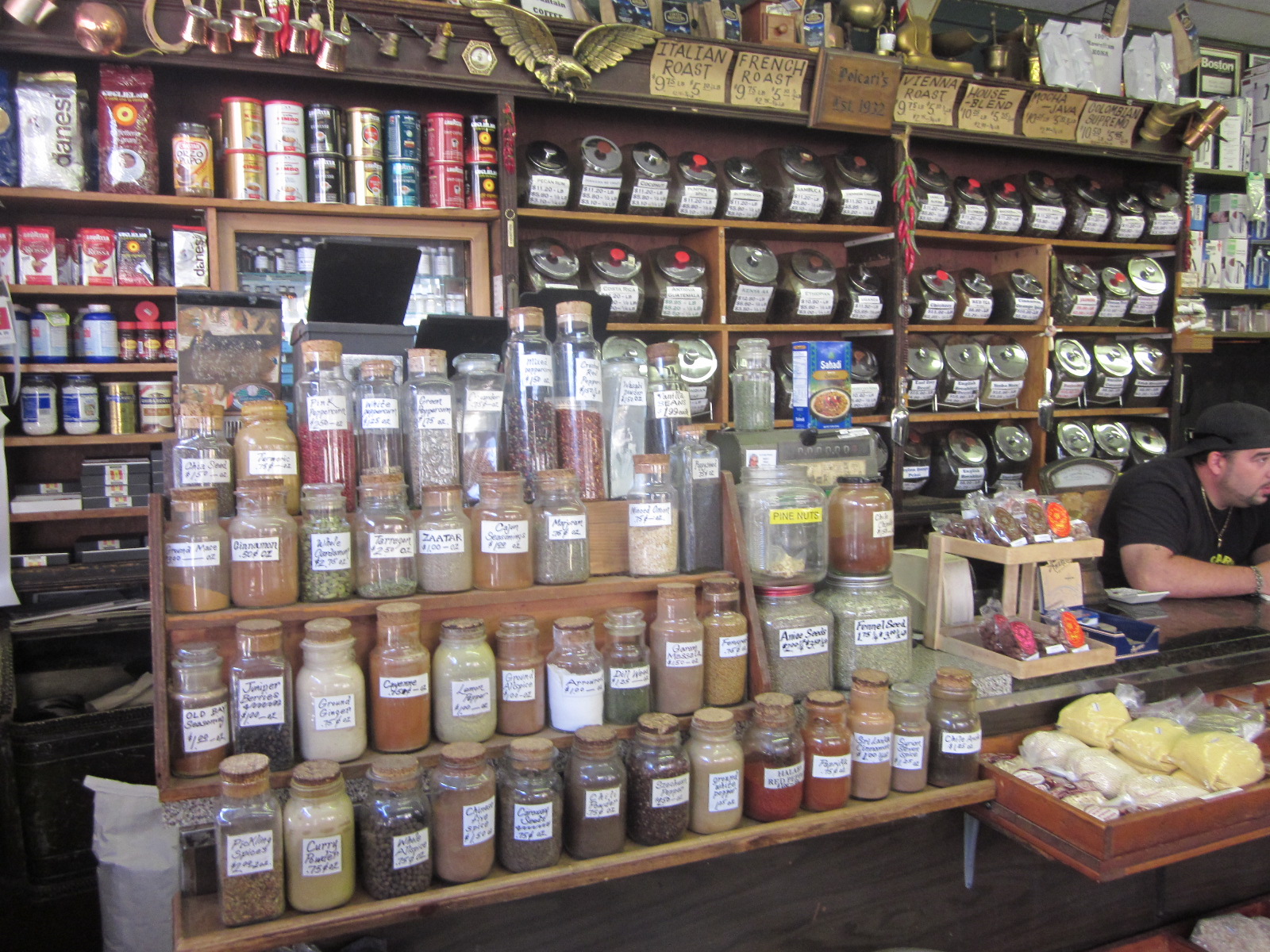 Polcari's inside
